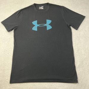 Under Armour HeatGear Men’s Medium Loose Fit Short Sleeve. Fits like a large.